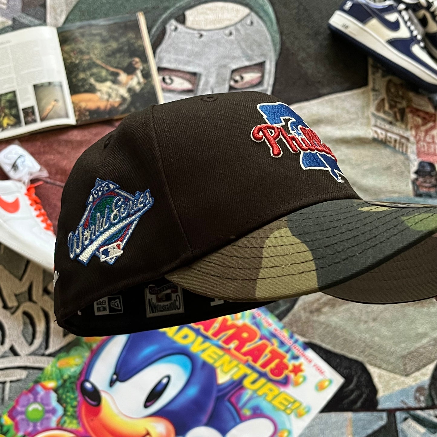 BLACK TWO-TONE CAMO VISOR PHILADELPHIA PHILLIES 1993 WORLD SERIES SIDE PATCH (GREY UV) FITTED HAT
